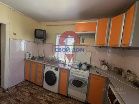 Дом в Оренбургская область, Орск пос. Казачий, ул. Образцова, 19 (71 ...