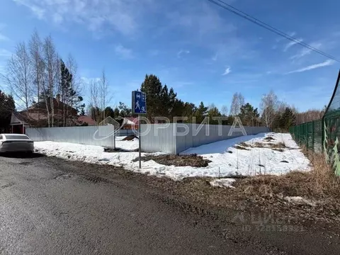 Участок в Тюменская область, Тюмень Три Сосны мкр, ул. Малиновая (15.0 ...