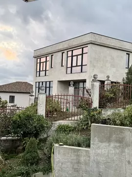 Дом в Краснодарский край, Сочи ул. Высокогорная, 15/1 (357 м)