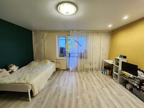 3-к кв. Челябинская область, Челябинск пос. Аэропорт, 23 (68.9 м)