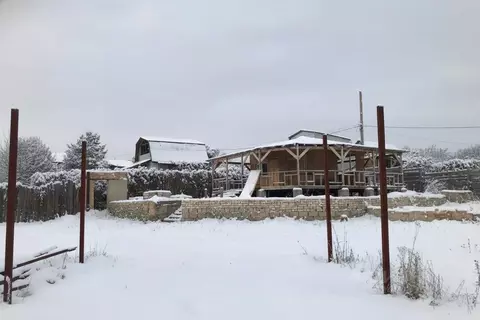 Дом в Оренбургская область, Оренбургский район, Нежинский сельсовет, ...