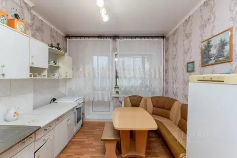 2-к кв. Тюменская область, Тюмень ул. Монтажников, 8 (57.2 м)