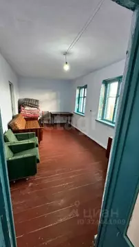 Дом в Крым, Черноморский район, Межводненское с/пос, с. Водопойное ул. ...