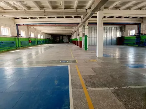 Склад (2137 м)