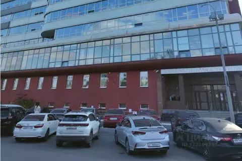 Офис в Свердловская область, Екатеринбург ул. Крестинского, 44 (71 м)