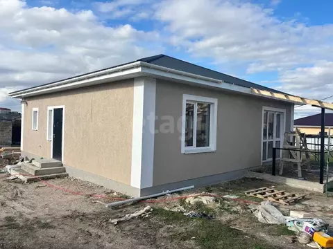 Дом в Крым, Симферопольский район, Добровское с/пос, с. Пионерское ул. ...