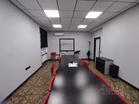 Офис в Краснодарский край, Краснодар Центральный мкр, ул. Чапаева, 12 ...