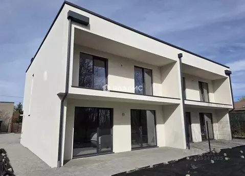 Дом в Калининградская область, Калининград ул. Крылова (324 м)