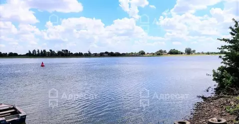 Участок в Астраханская область, Икрянинский район, с. Бахтемир ул. ...