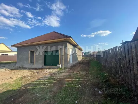 Дом в Хакасия, Усть-Абаканский район, пос. Тепличный ул. Черногорская ...