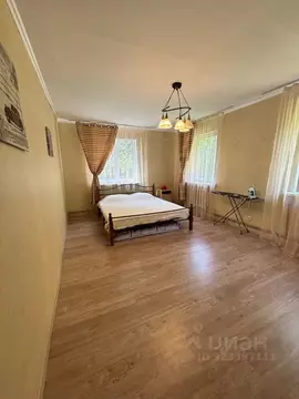 2-к кв. Калининградская область, Светлогорск Майская ул., 7 (67.5 м)