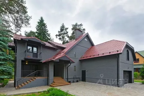 Дом в Москва д. Милорадово,  (370 м)