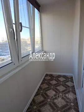 3-к кв. Санкт-Петербург пос. Металлострой, Полевая ул., 5 (65.5 м)