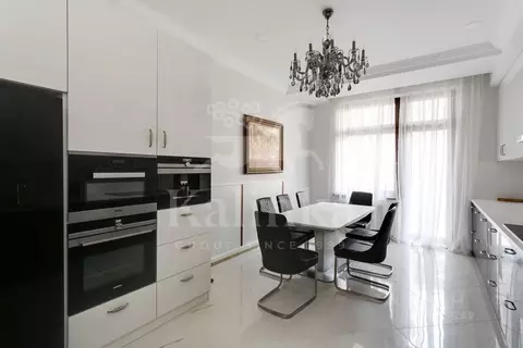 4-к кв. Москва Погодинская ул., 4 (204.0 м)