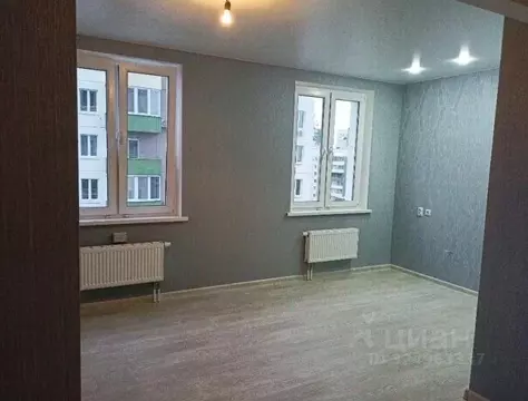 Студия Тюменская область, Тюмень ул. Героев Космоса, 13к1 (34.9 м)