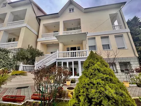 Дом в Крым, Ялта муниципальный округ, Гаспра пгт ул. Лесная, 11 (357 ...