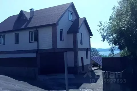 Дом в Камчатский край, Петропавловск-Камчатский ул. Беринга, 103 (200 ...