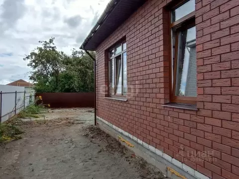 Дом в Брянская область, Брянский район, Супоневское с/пос, с. ...