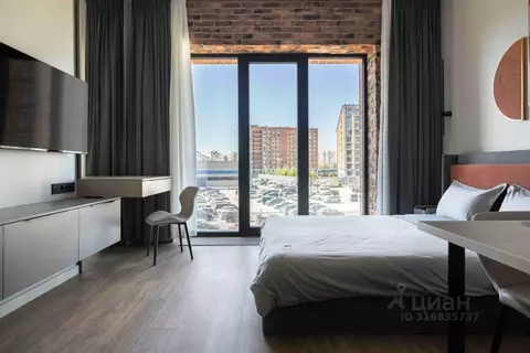 Комната Санкт-Петербург наб. Макарова, 58 (30.0 м)