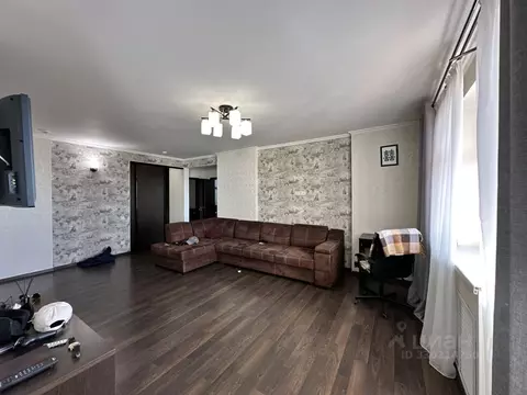 3-к кв. Татарстан, Казань просп. Универсиады, 10 (90.0 м)