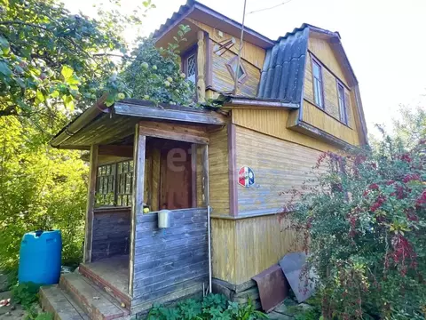 Дом в Ленинградская область, Киришский район, Глажевское с/пос, д. ...