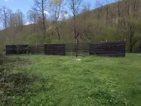 Участок в Краснодарский край, Апшеронский район, Хадыженское городское ...