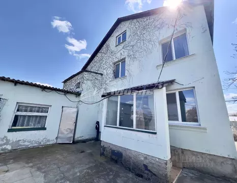 Дом в Крым, Симферопольский район, Гвардейское пгт ул. Амет-Хана ...