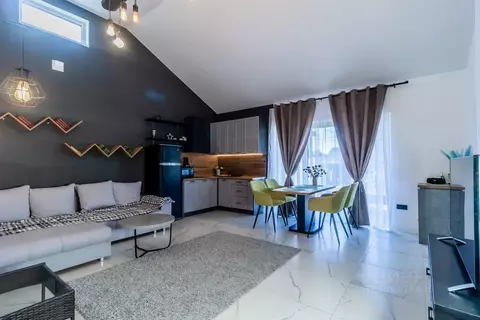 Дом в Калининградская область, Гурьевский муниципальный округ, пос. ...