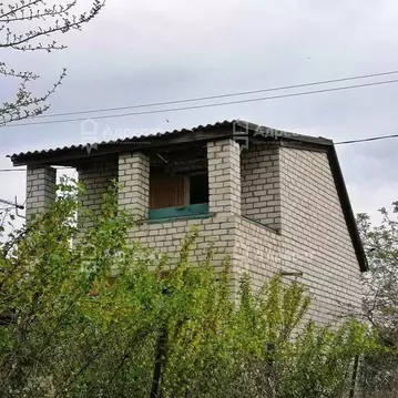 Дом в Волгоградская область, Дубовский район, Пичужинское с/пос, ...