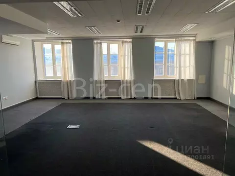 Офис в Санкт-Петербург пл. Труда, 2 (45 м)