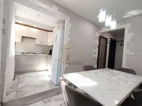 3-к кв. Омская область, Омск Кемеровская ул., 8 (60.0 м)